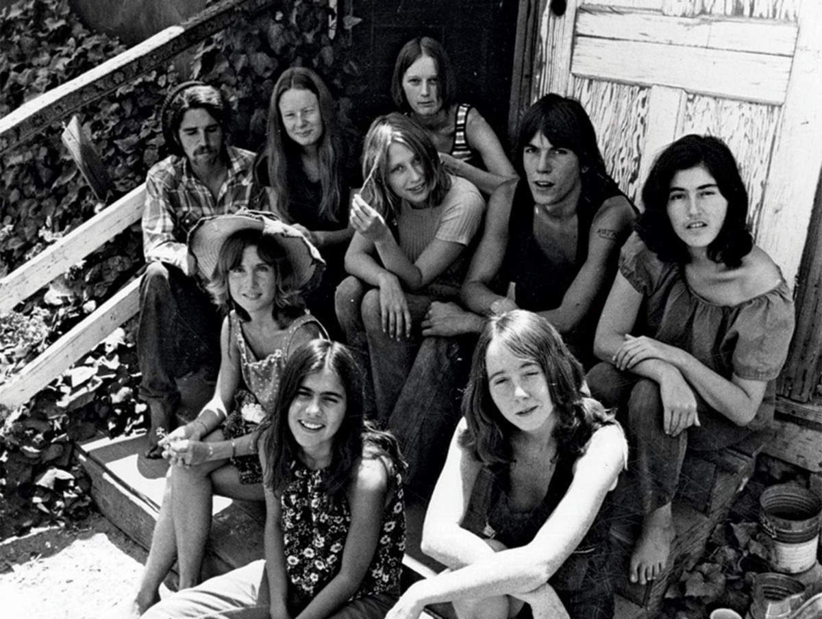 Some members and hangers-on of the Manson Family at the Spahn Ranch: (back row, from left) Danny DeCarlo, Jennifer Gentry, Catherine Gillies, Mary Theresa Brunner, Charles Lovett, and Catherine Share; (front row, from left) Sandra Good, Ruth Ann Moorehouse, and Lynette Fromme.